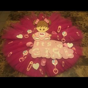 Tulle Hot Pink Door Hanger it’s a girl!